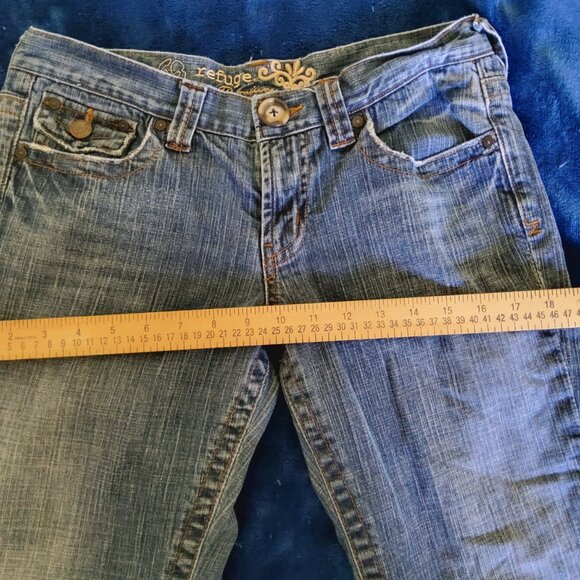 Refuge Premium Low rise Flare Jeans - Picture 9 of 10